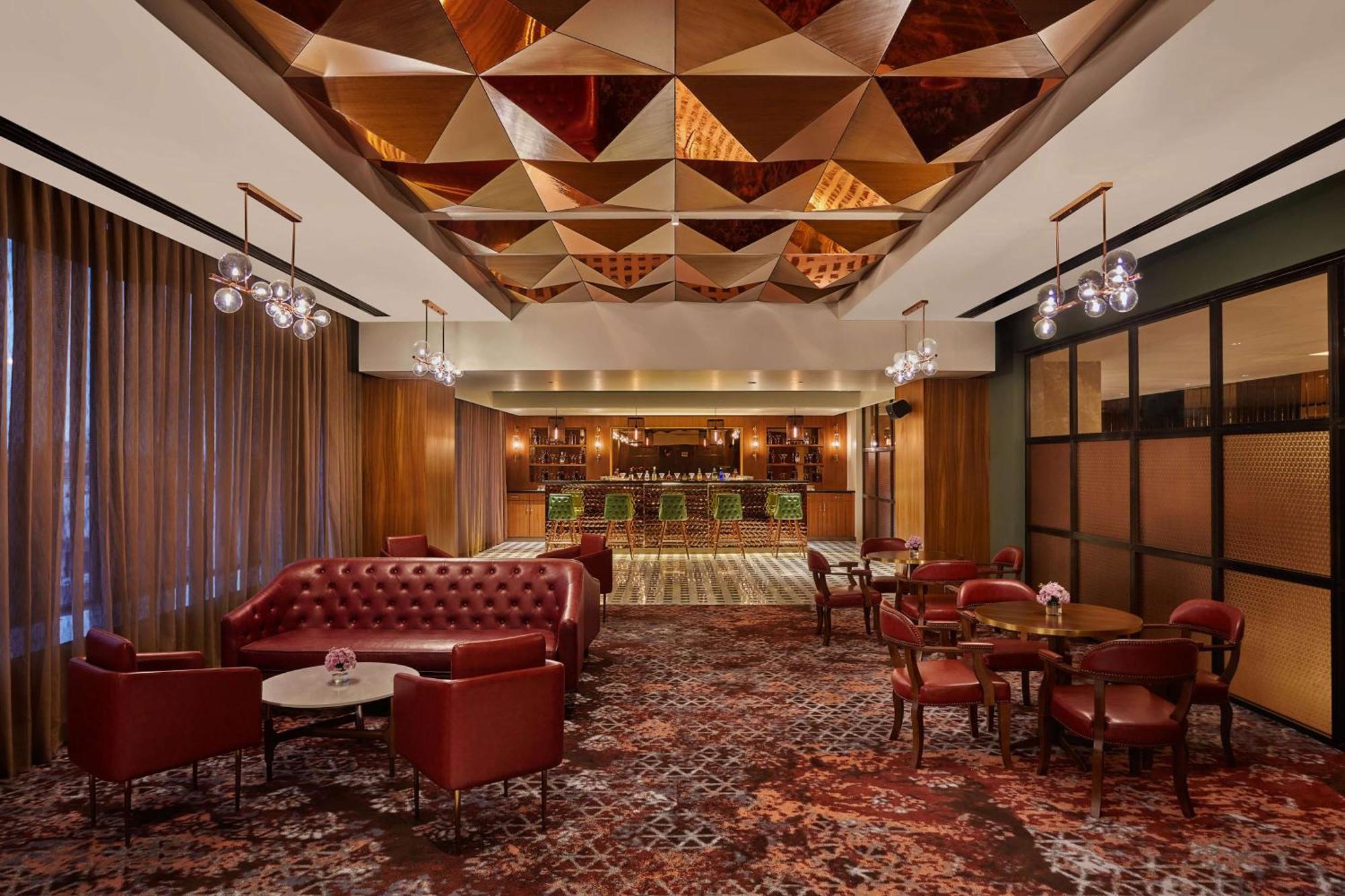 Doubletree By Hilton Varanasi Exterior photo